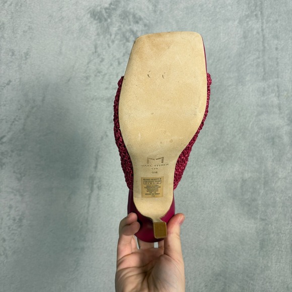 Marc Fisher Dako Heeled Sandals 9M Fuchsia Pink Crochet Square Toe Heeled Mules - Picture 8 of 8